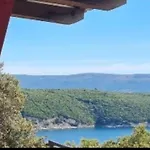 Vikendica U Istri U Peruskom 200 M Od Mora *