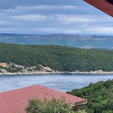 Holiday home Vikendica U Istri U Peruskom 200 M Od Mora