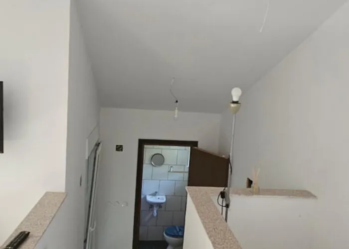 Vikendica U Istri U Peruskom 200 M Od Mora Prázdninový dům *