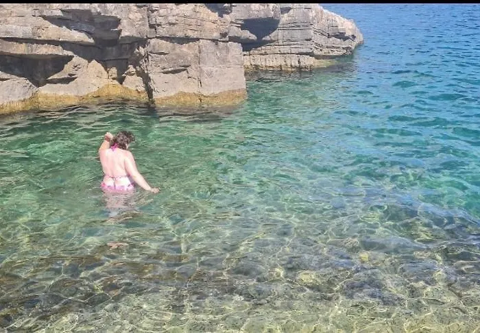 Vikendica U Istri U Peruskom 200 M Od Mora Vakantiehuis